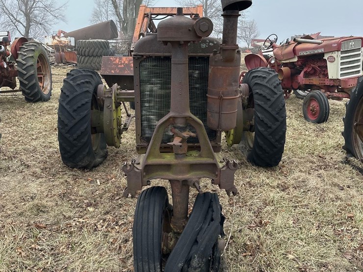 international-f30-image-2