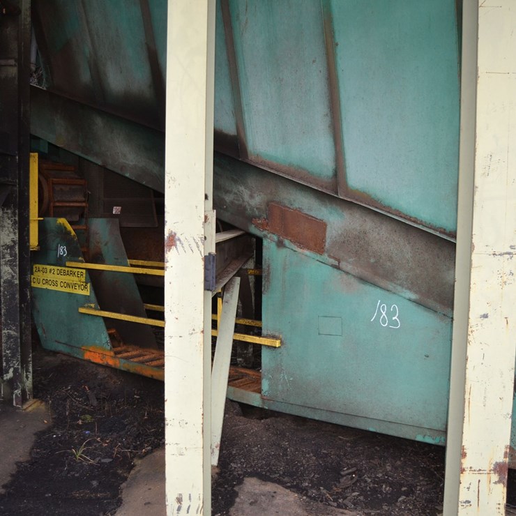 28' ALL STEEL INCLINE WASTE CONVEYOR W/ LADDER BACK CHAIN NO DRIVE