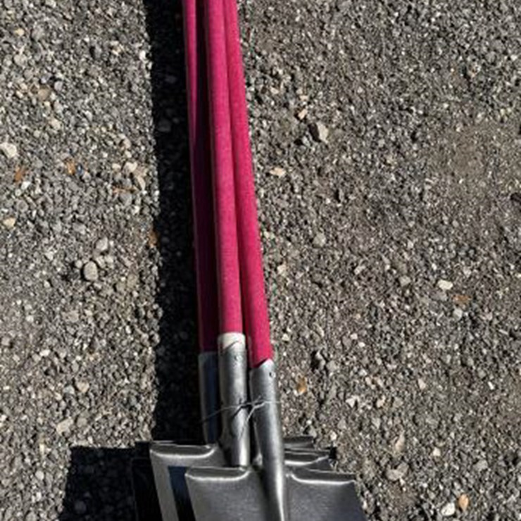 #180 • (5) Shovels