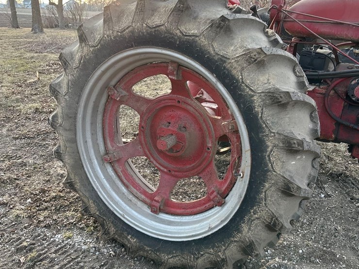 farmall-m-(sn#-232214)-(hess)-image-8