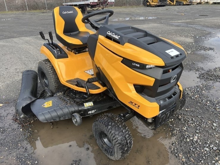 2024-cub-cadet-xt1-lt46-ride-on-mower-image-2