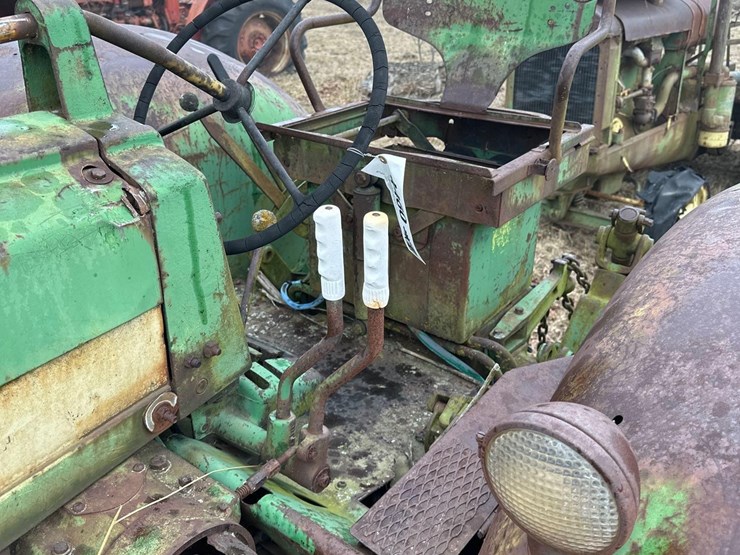 john-deere-720-image-8