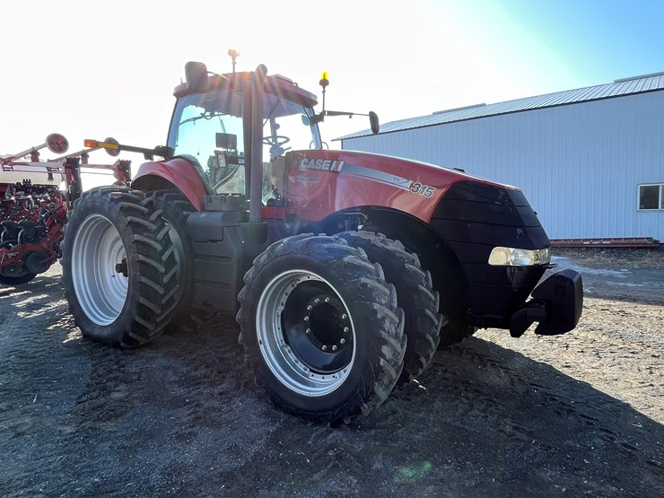 case-ih-magnum-315-image-3