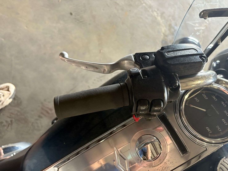 2020-harley-davidson-road-king-police-motorcycle-(18,376-miles)-image-10