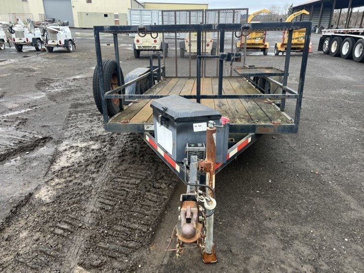 2012-mci-14'-t/a-equipment-trailer-image-8