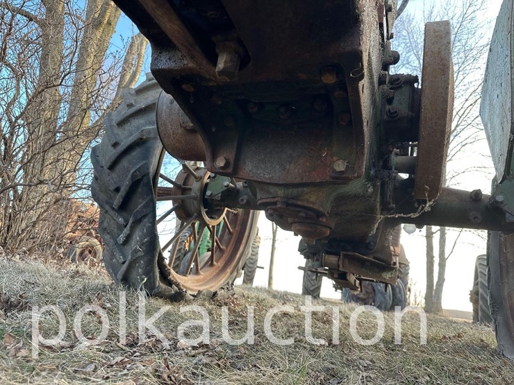 john-deere-b-image-13