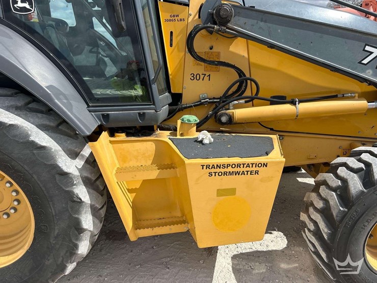 2015-deere-710k-image-27