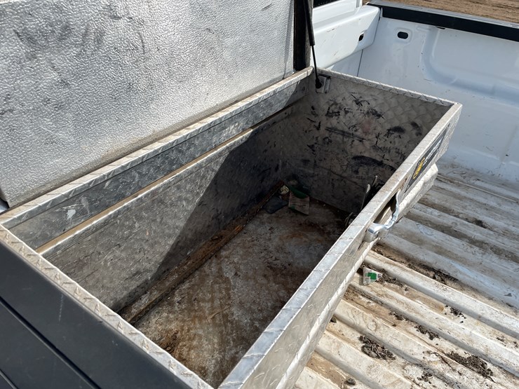 #1474-•-2014-chevy-silverado-pickup-truck-(has-mn-title)-image-33