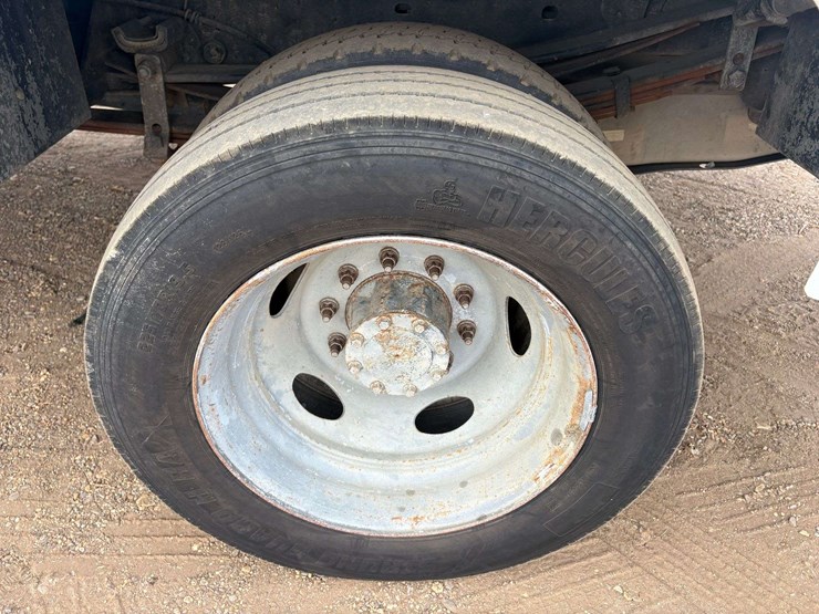 2001-ford-f450-image-8