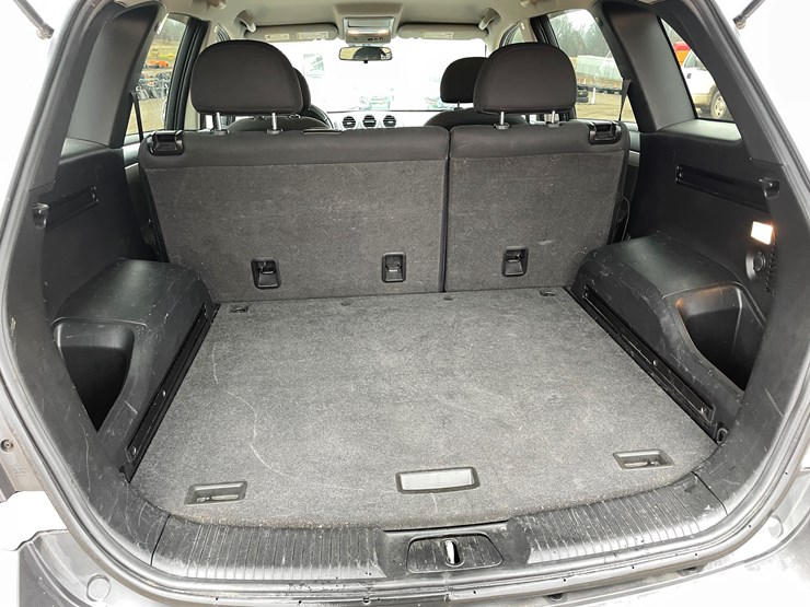 2012-chevrolet-captiva-image-9