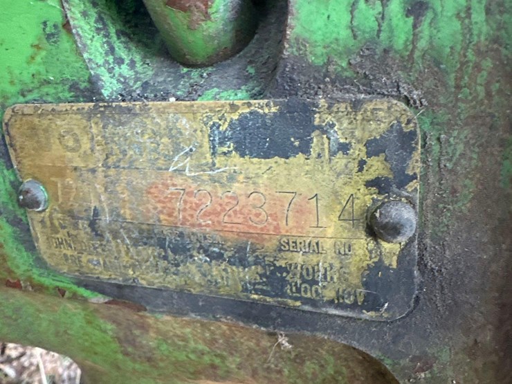 john-deere-720-image-6