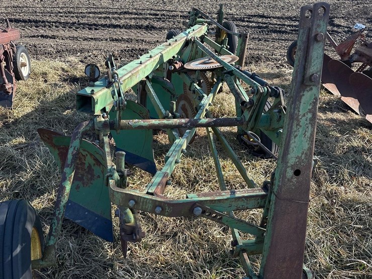 john-deere-3100-image-2