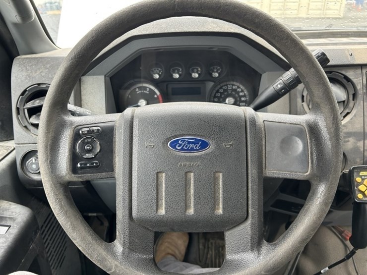 2012-ford-f250-sd-image-31