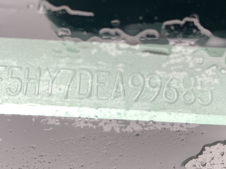 2013-ford-f550-image-35