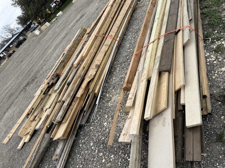 #300-•-lumber-bundle---up-to-15',-8',-12',-16',-19'-&-12'-image-5