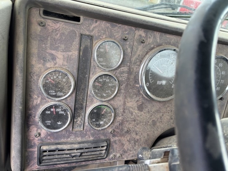 2002-international-9200i-image-27