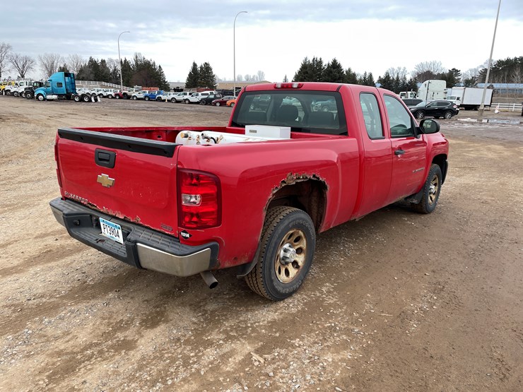 #1475-•-2009-chevy-silverado-(has-mn-title)-image-3