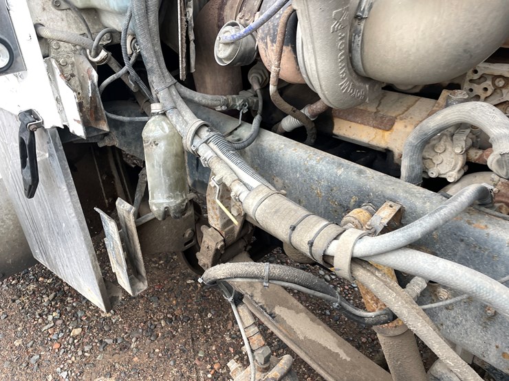 2007-peterbilt-379-image-34