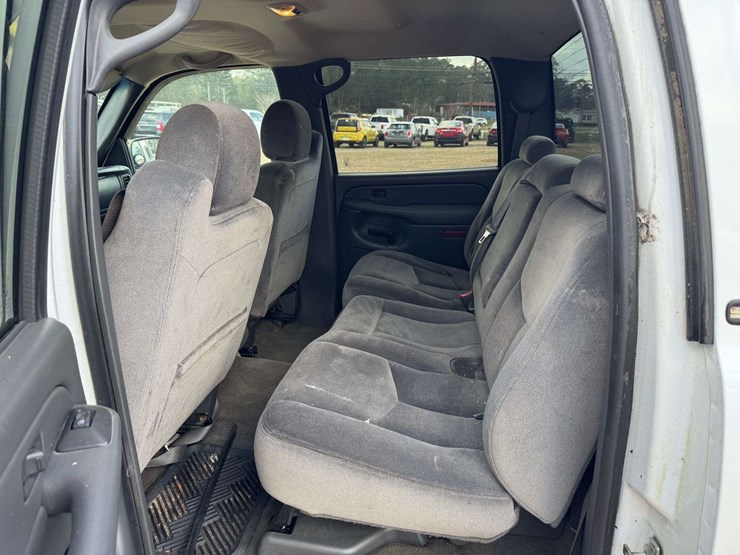 2005-gmc-sierra-1500-sle-image-17