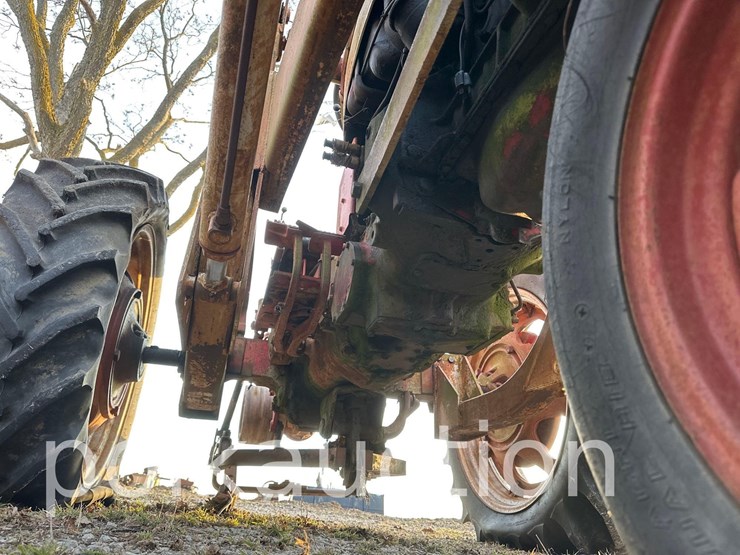 farmall-340-diesel-(sn#-7132)-(hess)-image-5