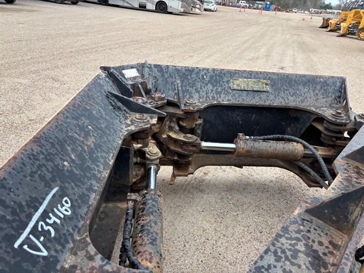 deere-650h-lgp-image-27