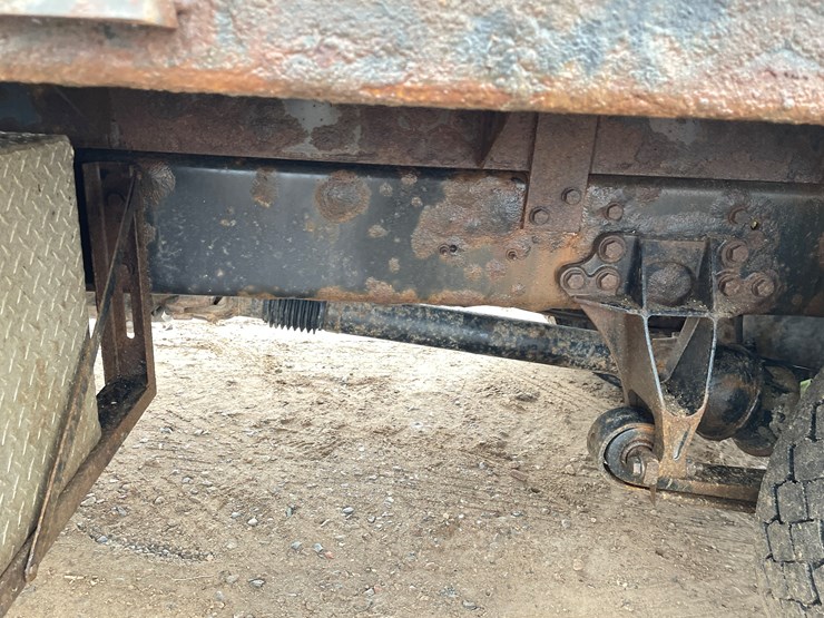 2012-ford-f650-image-26