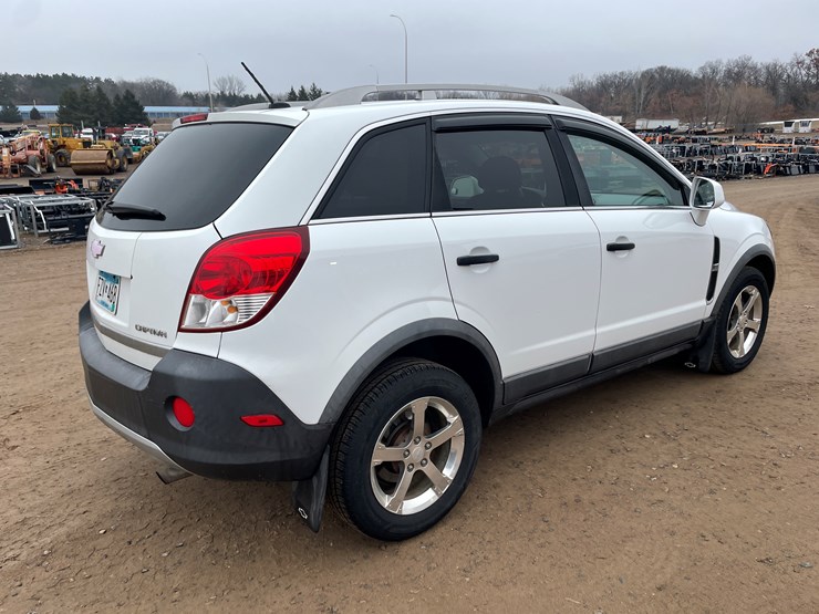 2012-chevrolet-captiva-image-3