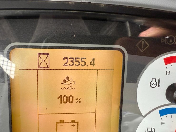 new-holland-ts6.120-image-56