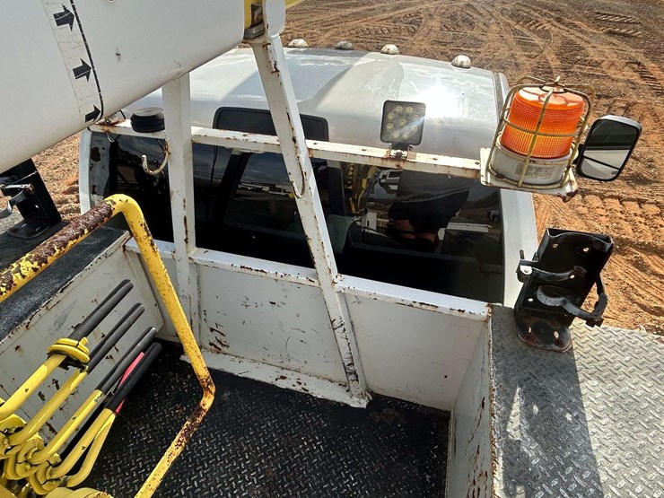 2013-dodge-ram-5500hd-image-32