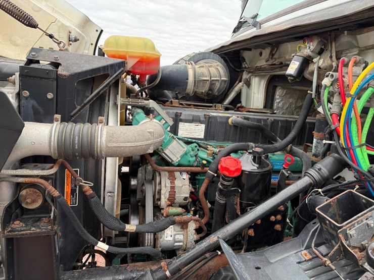 #280-•-lot-280-image-47