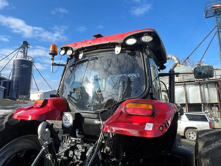 #101-•-case-ih-185-puma-tractor-(2nd-owner)-image-32