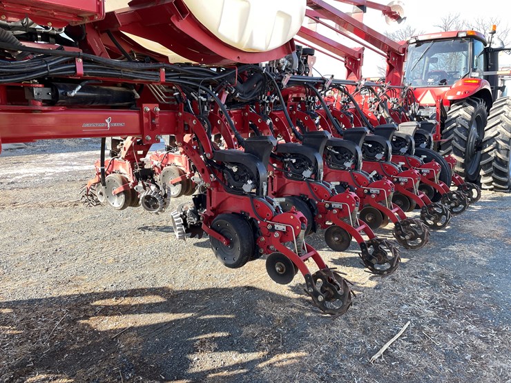 2020-case-ih-2150-image-38