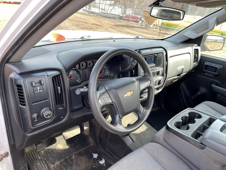 #1474-•-2014-chevy-silverado-pickup-truck-(has-mn-title)-image-36