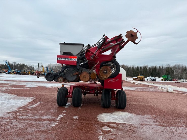 2004-case-ih-1200-image-5