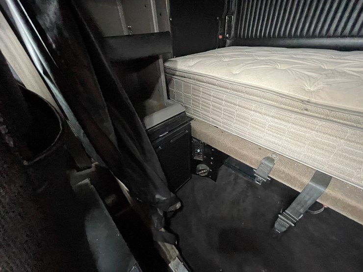 2012-kenworth-t660-image-46