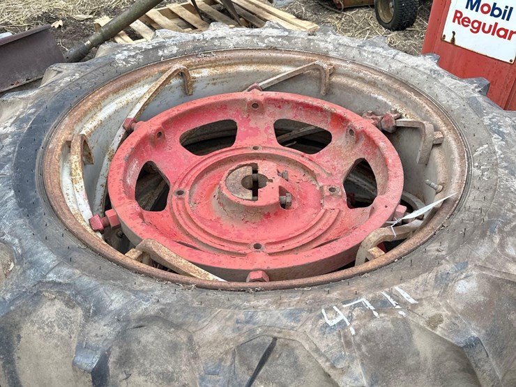 (2)-ih-38"-power-set-wheels-&-centers-(wf)-image-2