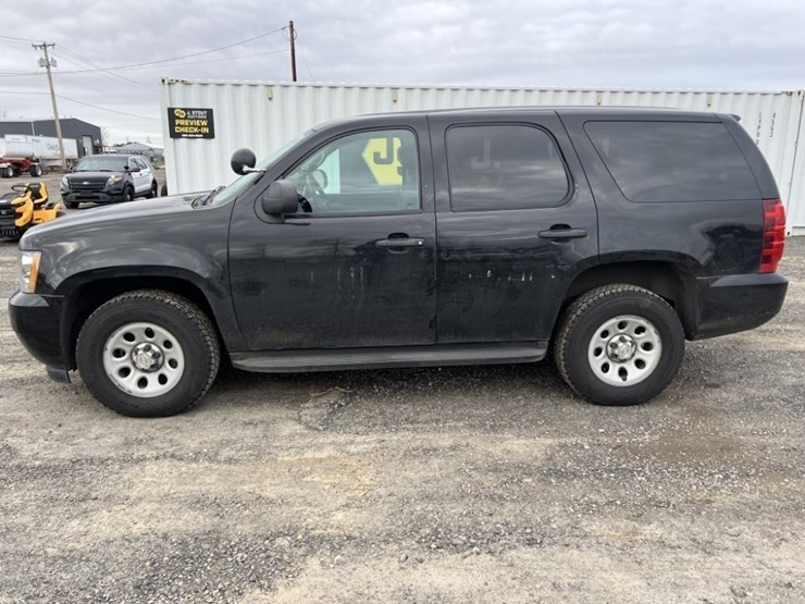 2012-chevrolet-tahoe-image-7