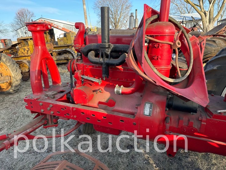 farmall-m-(sn#-509053)-(hess)-image-13