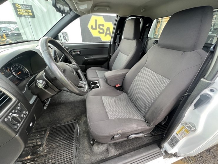 2012-chevrolet-colorado-image-23