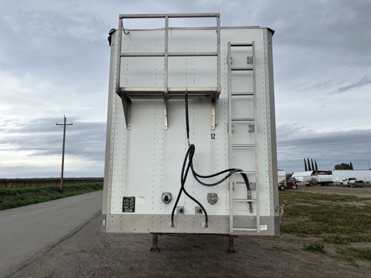 2019-wilkens-walking-floor-image-8