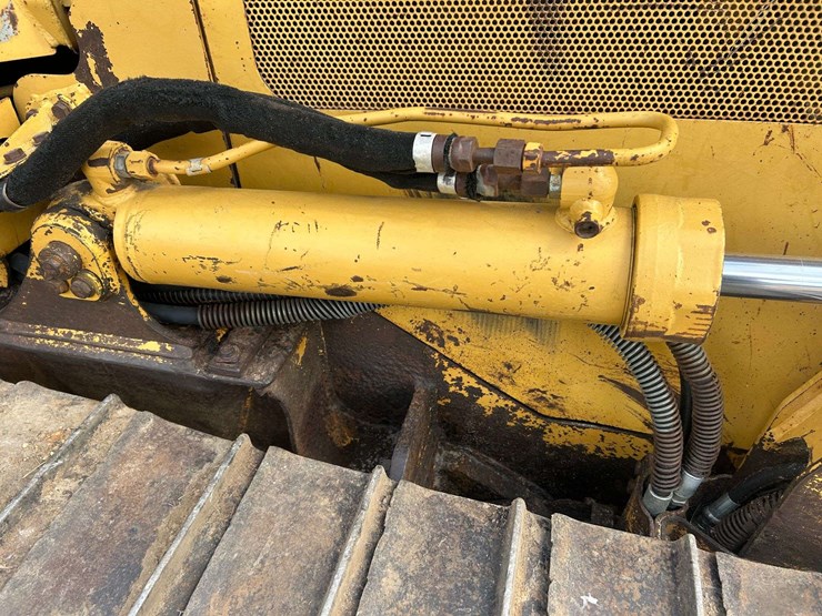 caterpillar-d4g-lgp-image-31