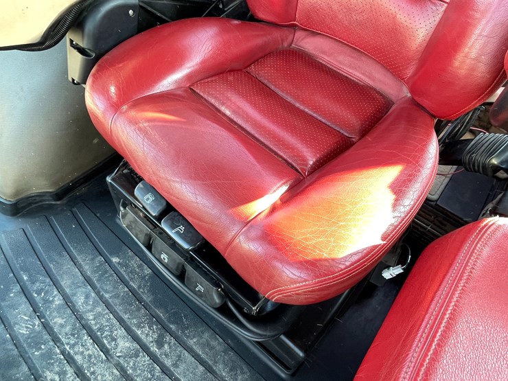 case-ih-magnum-315-image-73