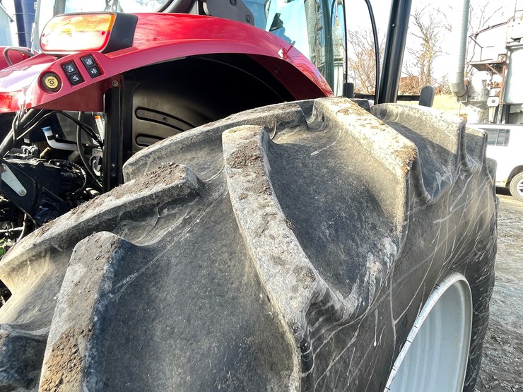 #101-•-case-ih-185-puma-tractor-(2nd-owner)-image-38