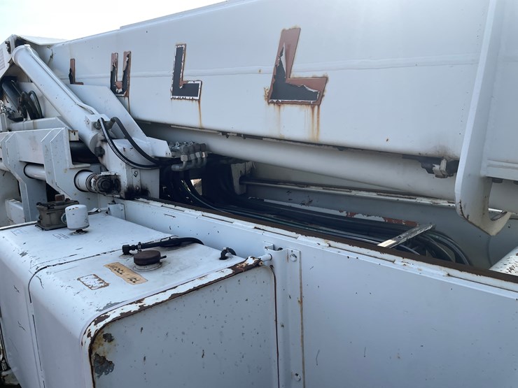 1999-lull-844c-42-image-11