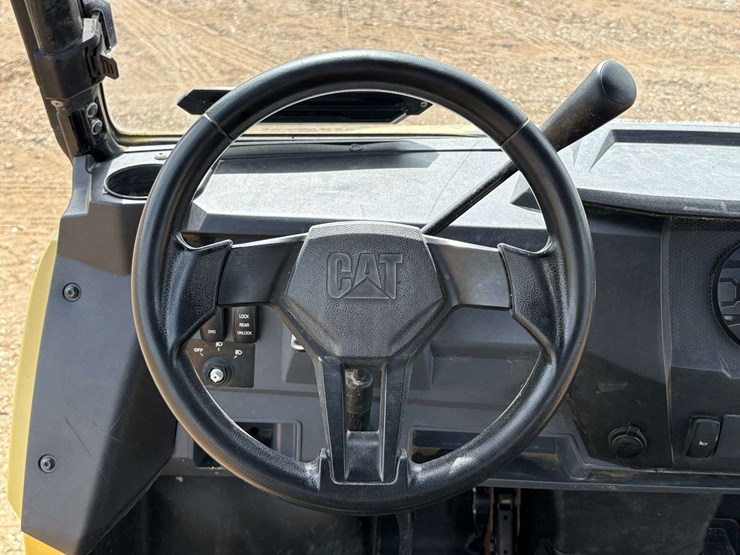 2020-caterpillar-cuv85-4-door-4x4-utv-(1,090-hours)-image-16