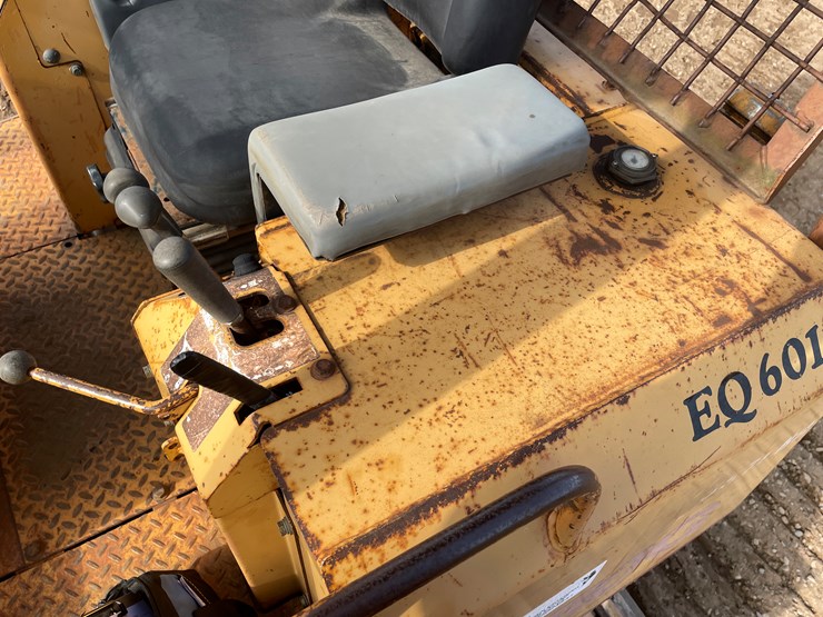 1990-case-850g-image-27