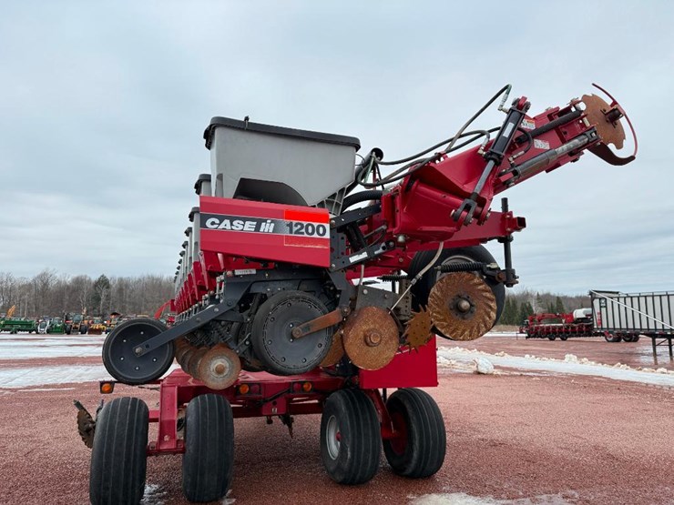 2004-case-ih-1200-image-24