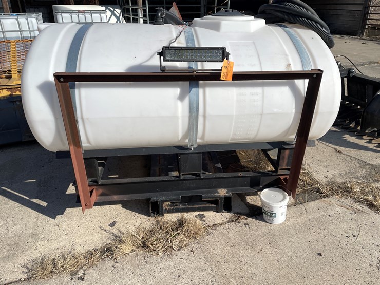 #4928-•-front-inc.-front-mount-500-gallon-fertilizer-tank-image-18