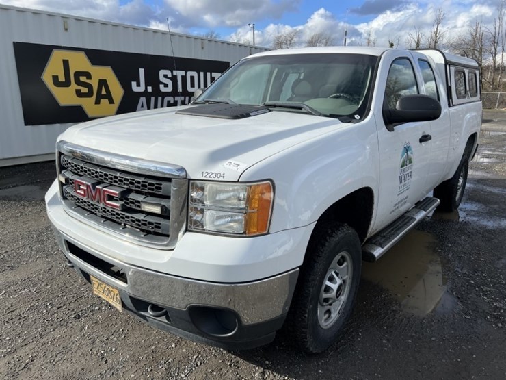 2012-gmc-sierra-extra-cab-4x4-pickup-image-1