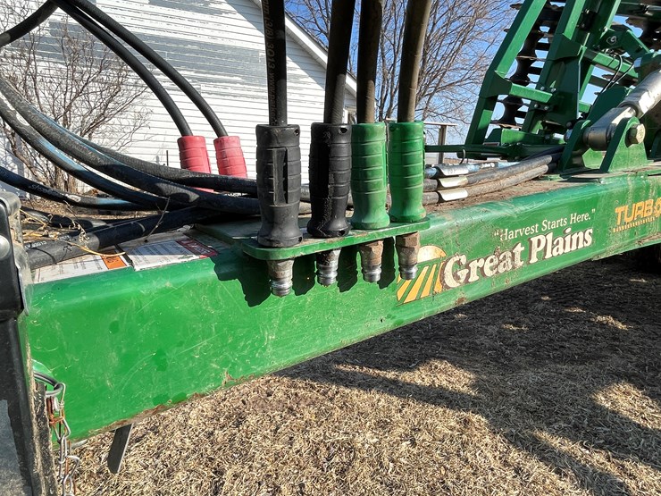 great-plains-2400tm-image-13